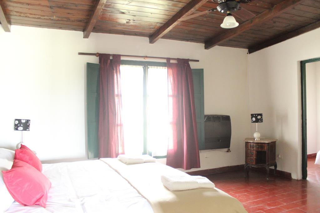Hotel El Triunfo De Areco San Antonio de Areco Phòng bức ảnh